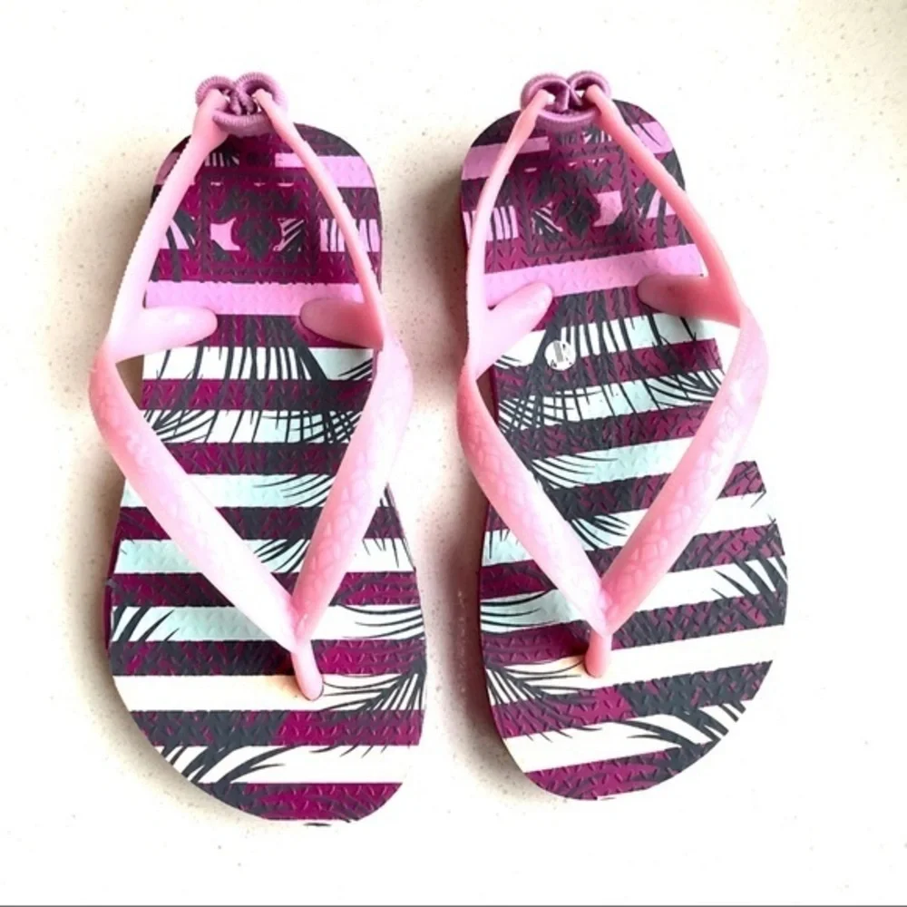 Baby/ toddler thong flip flap sandals